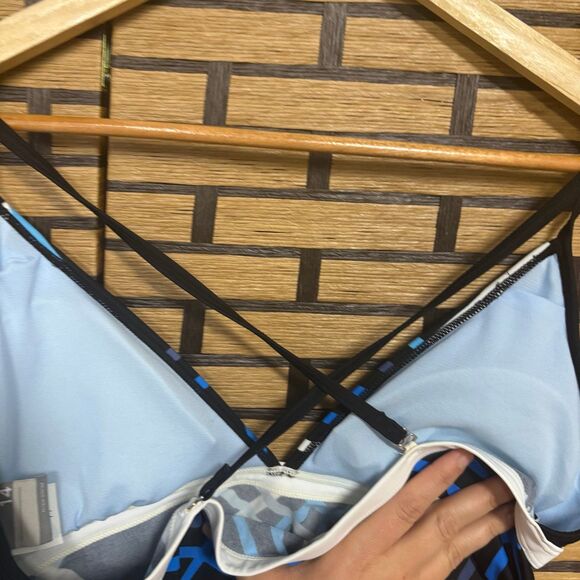 Nike Blue Swimsuit Top Size 14 - Picture 6 of 10